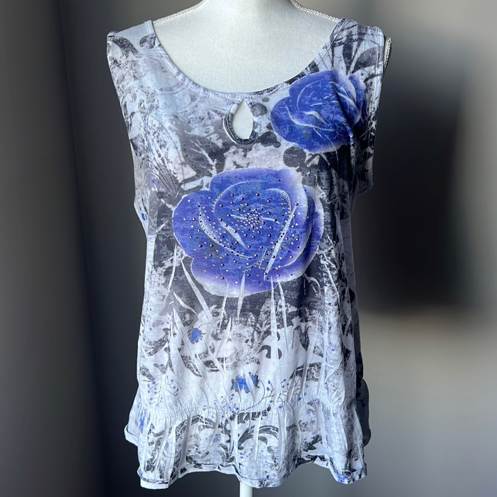 5/$25 Cleo Floral Top
